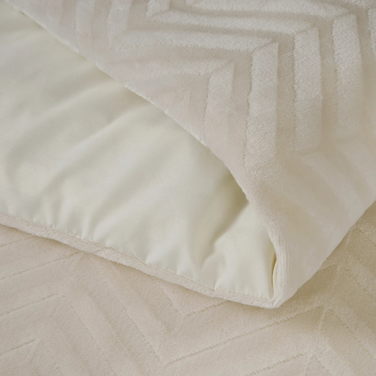 Chevron Teddy - Grädde