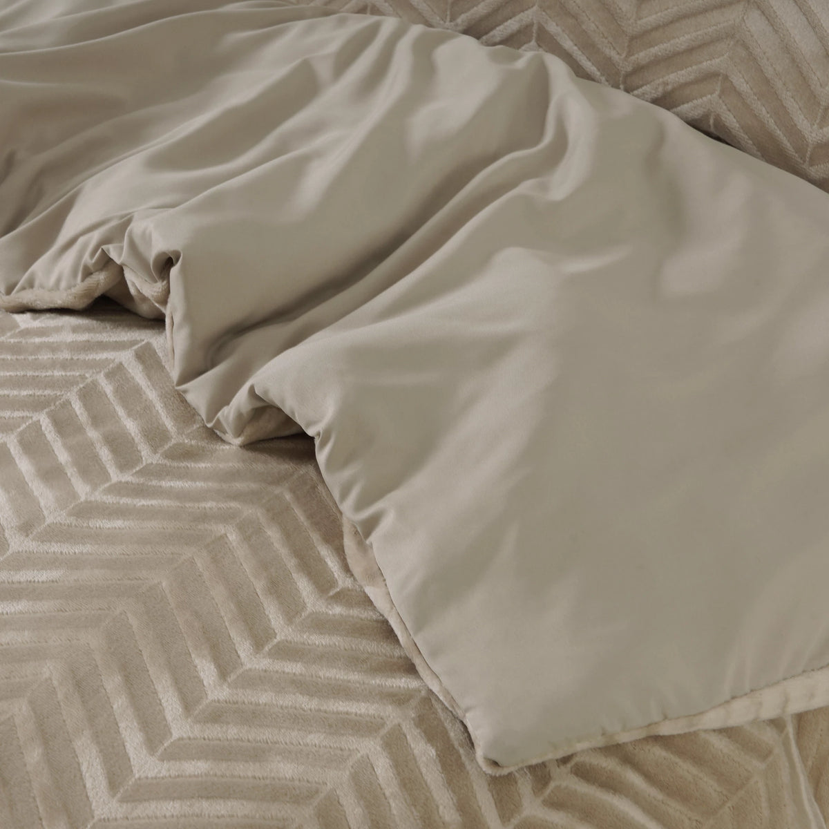 Chevron Teddy - Taupe