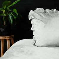 Velvet Ruffles Dekbedovertrek - Wit